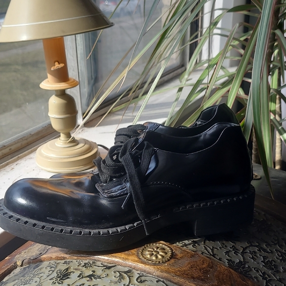 Prada Black Men's Oxfords